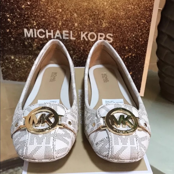 michael kors vanilla shoes